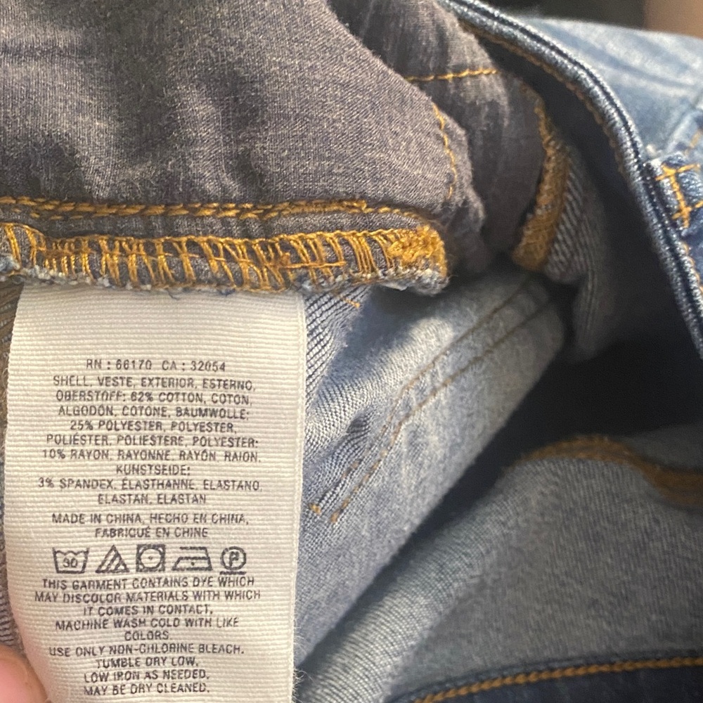 Anthropologie Pilcro and the Letterpress Denim Cropped Jeans. Size 28 petite - Picture 11 of 12